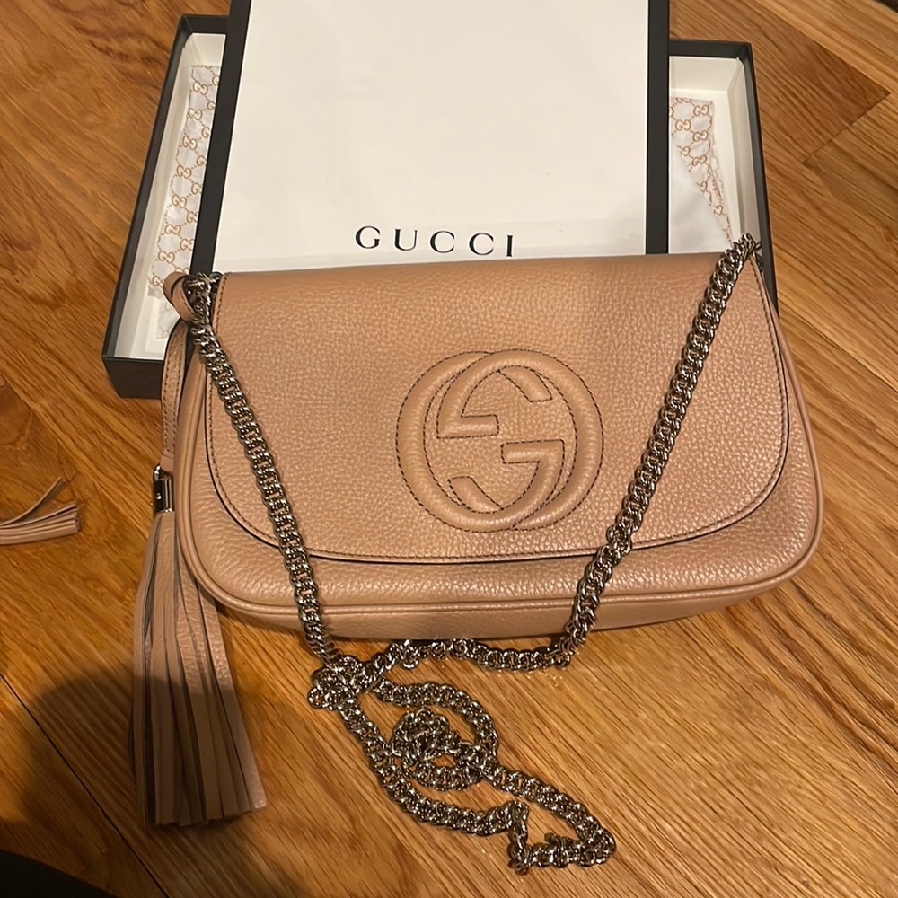 Gucci crossbody bag in beige color-new with tags/box/dust bag